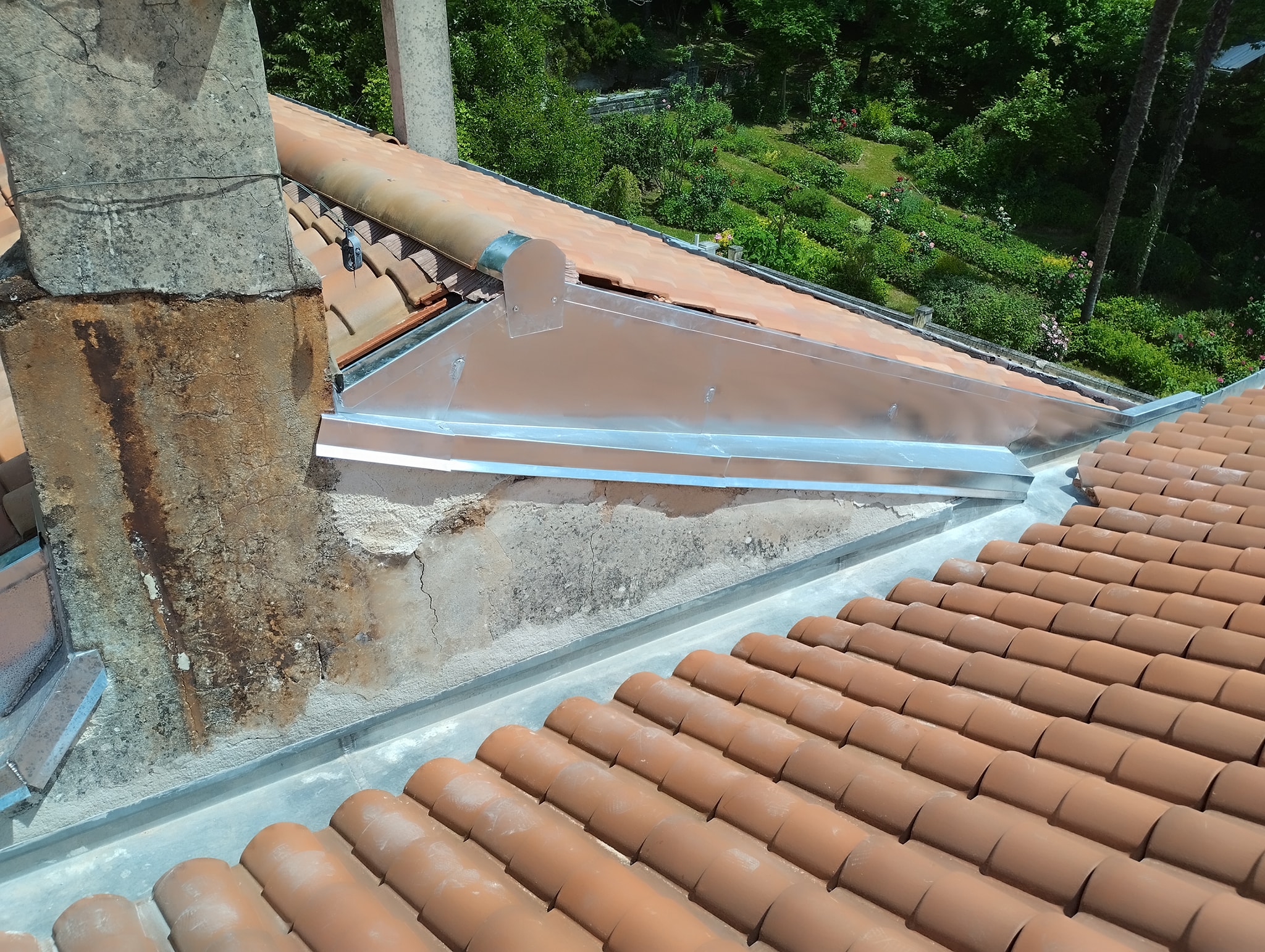 Couverture à Mareuil-en-Périgord